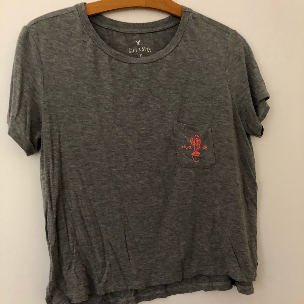 Hug Me Crop Top - Picture 2 of 4